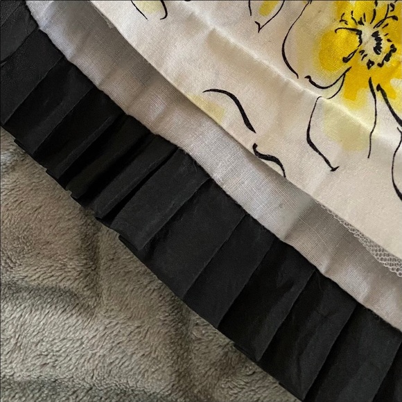 6X Dress - Picture 5 of 5